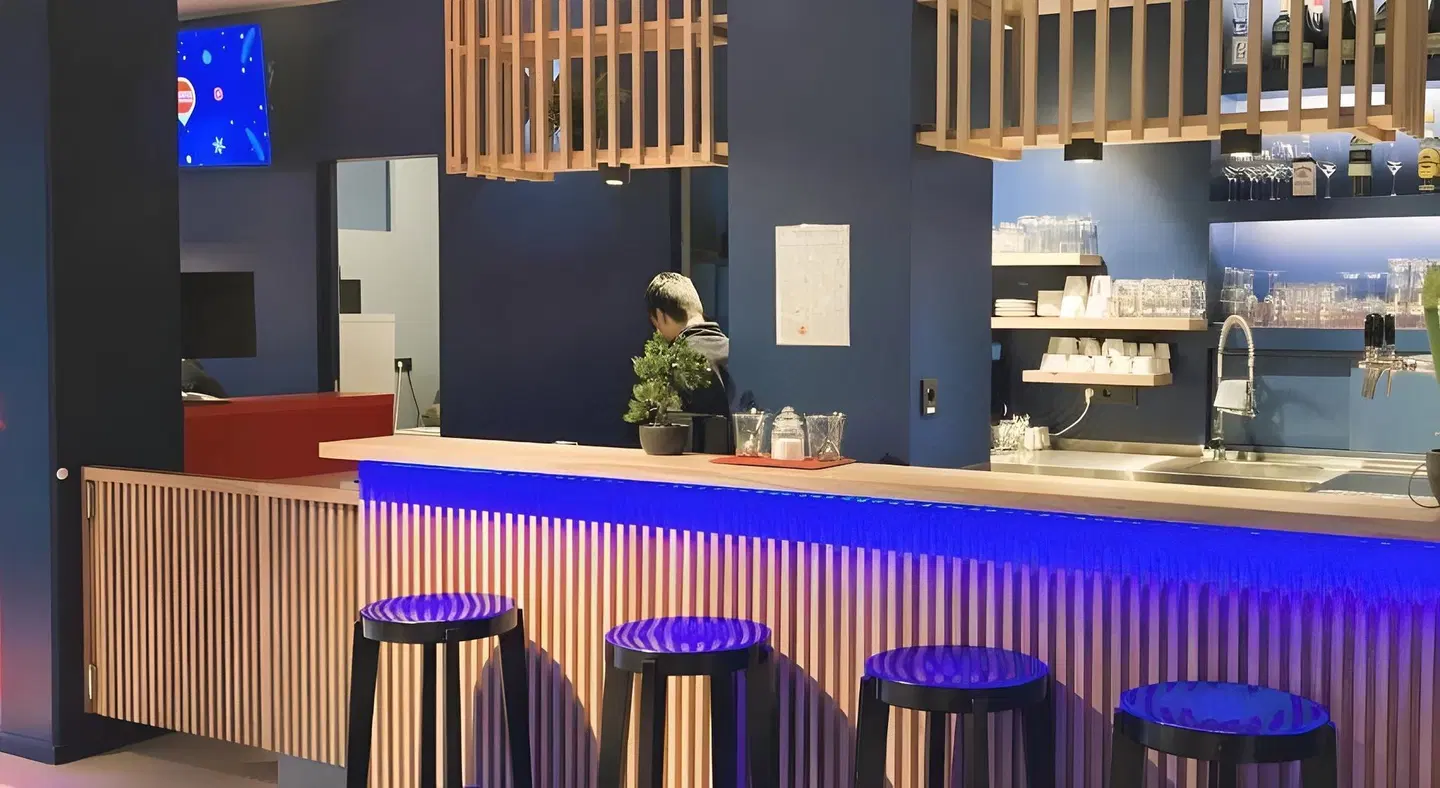 acama Kreuzberg Hotel + Hostel Bar