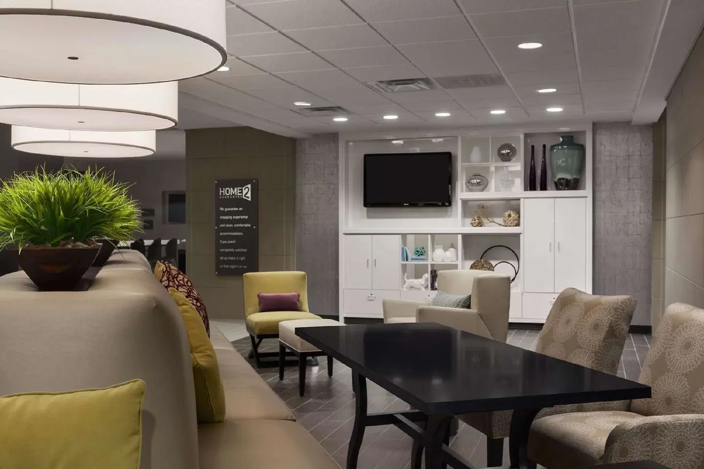 Home2 Suites by Hilton Columbus, GA Bar
