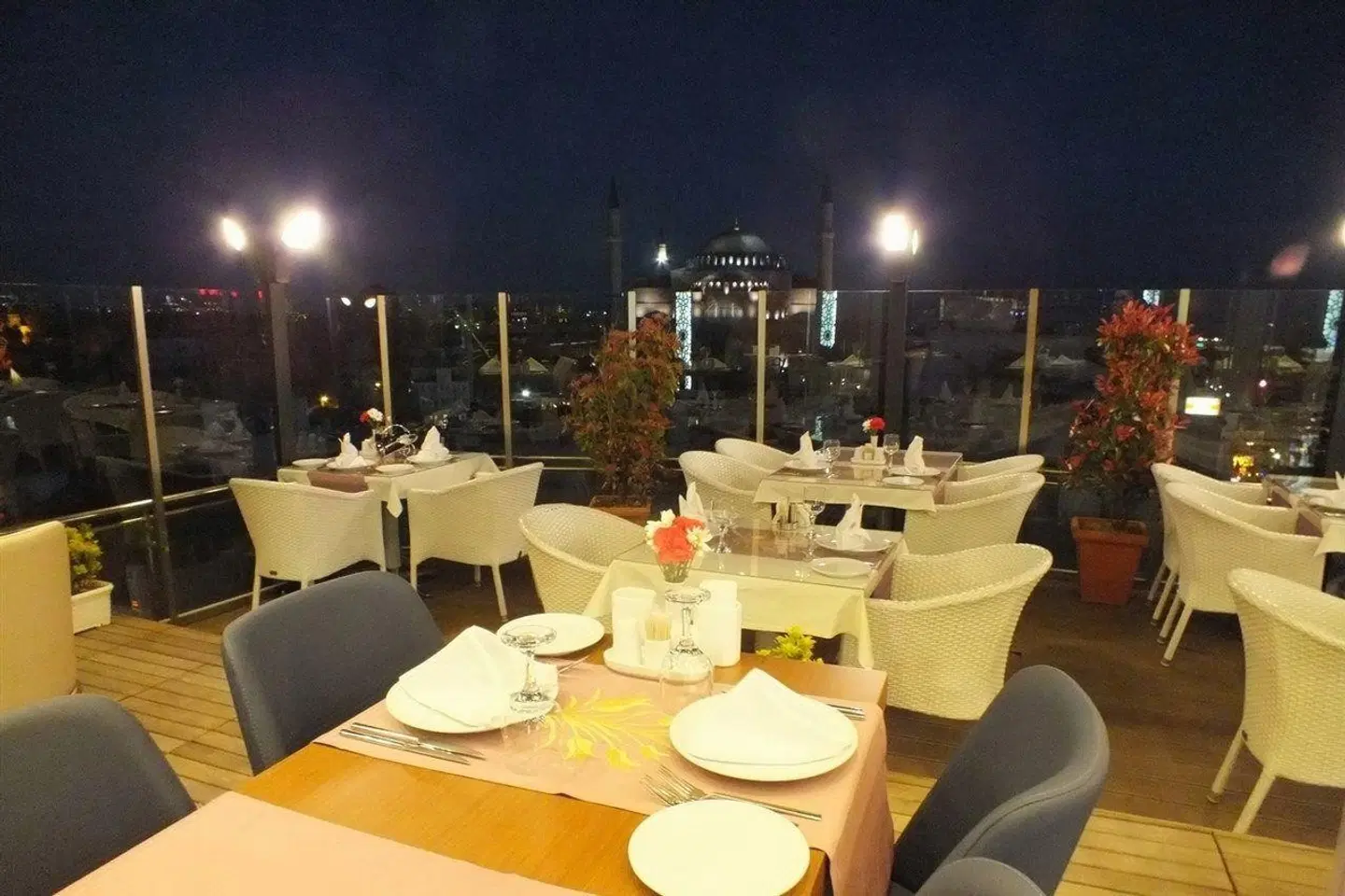 Arden City Hotel Restaurant
