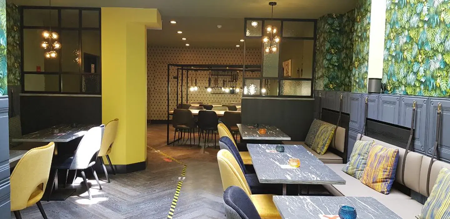 Leonardo Hotel Antwerp Bar