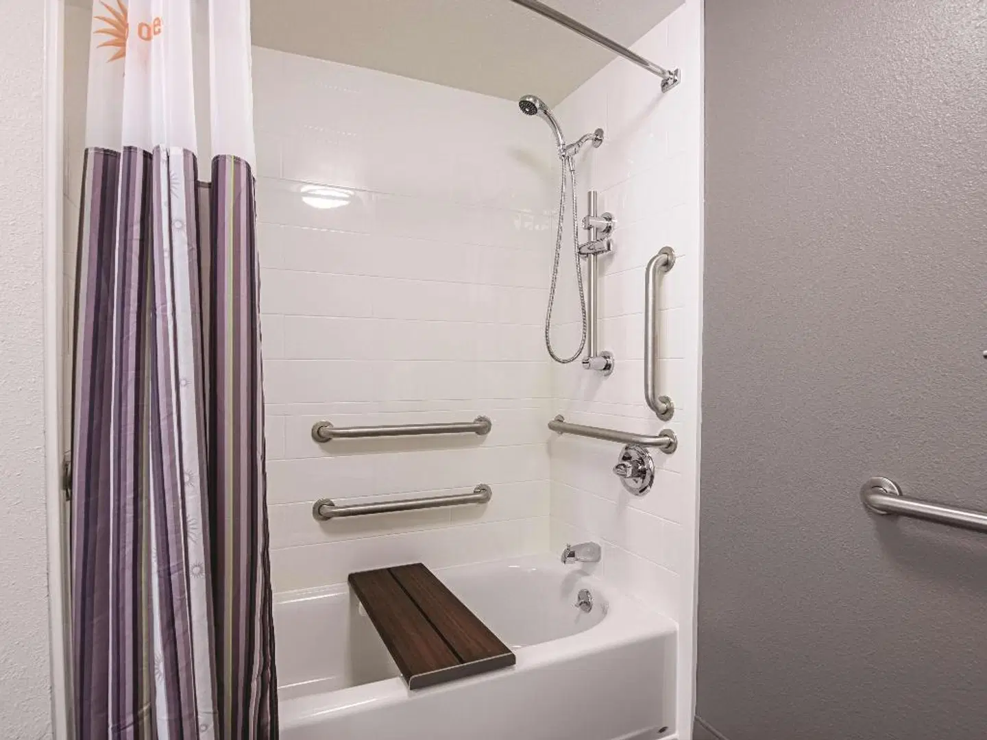 La Quinta Inn & Suites Portland Badezimmer