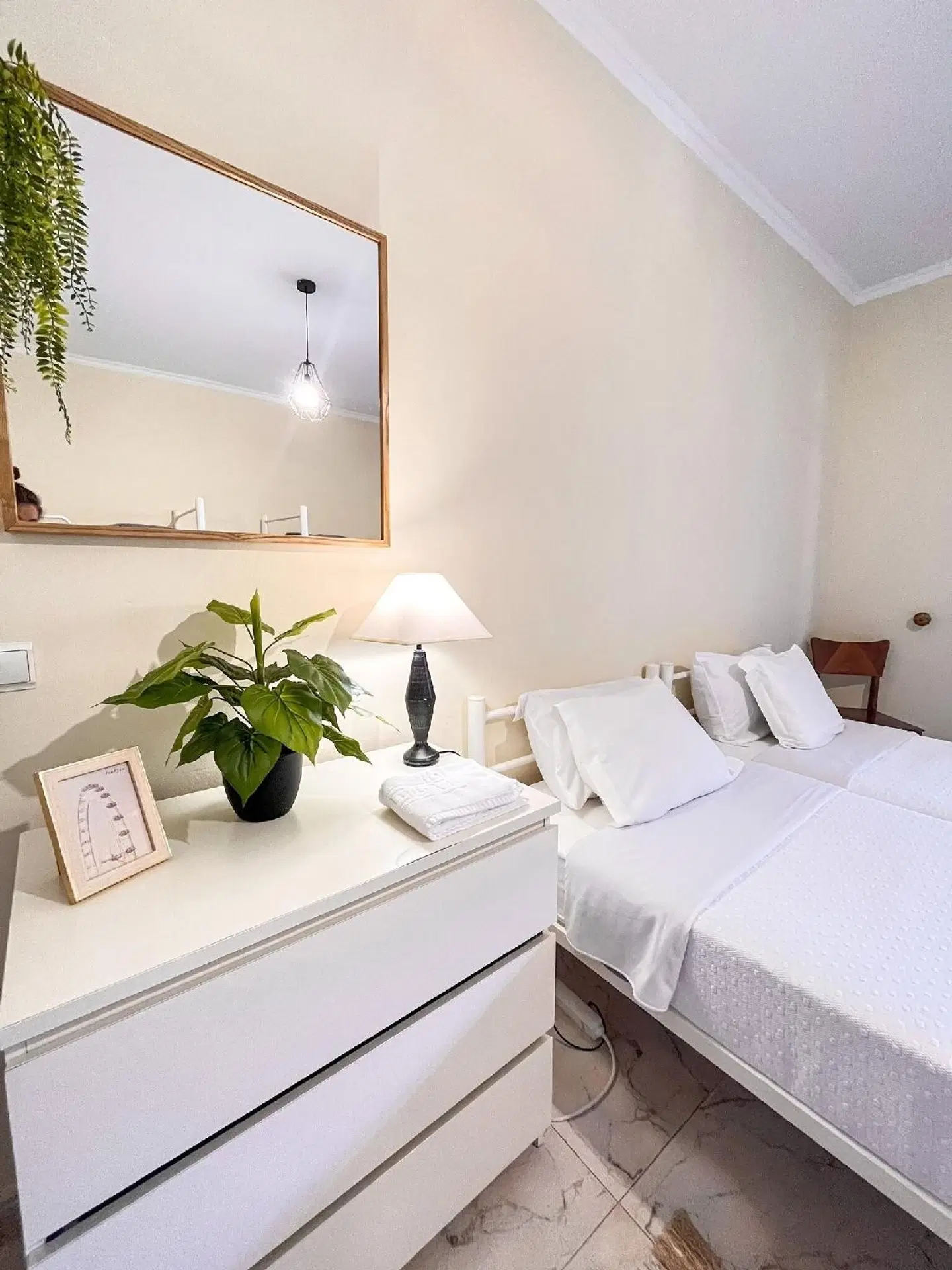 Gardens Guest House-hostel ROOM_EXAMPLE
