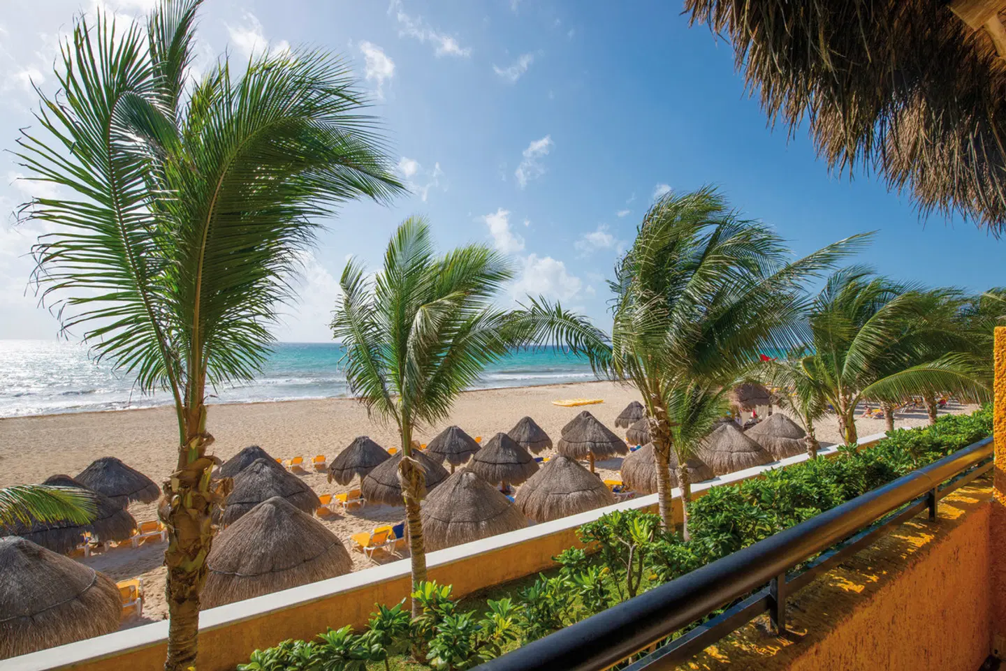Iberostar Waves Quetzal Strand