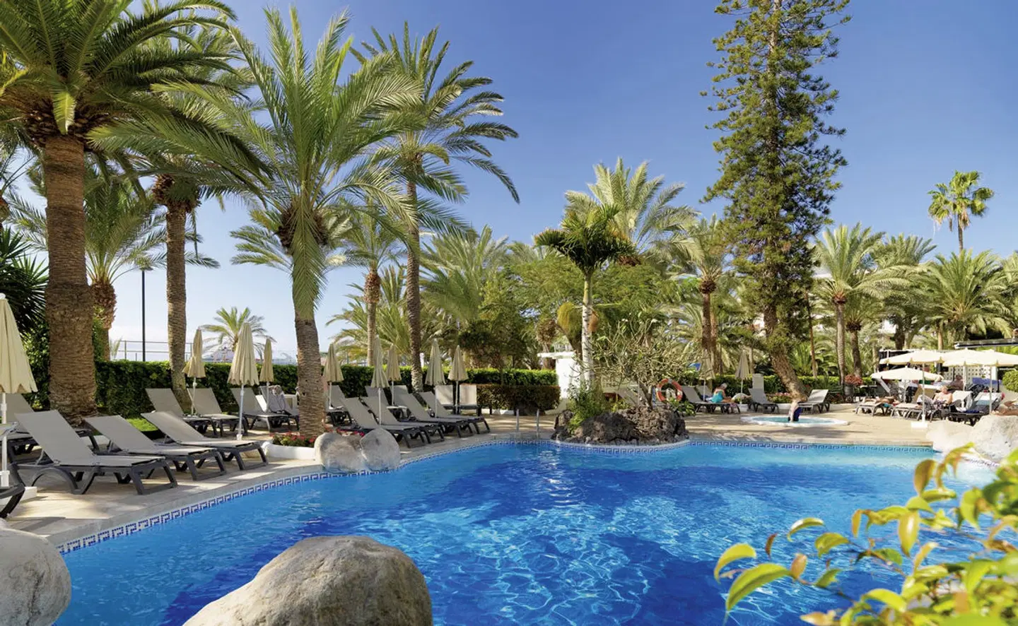H10 Big Sur OUTDOOR_POOL