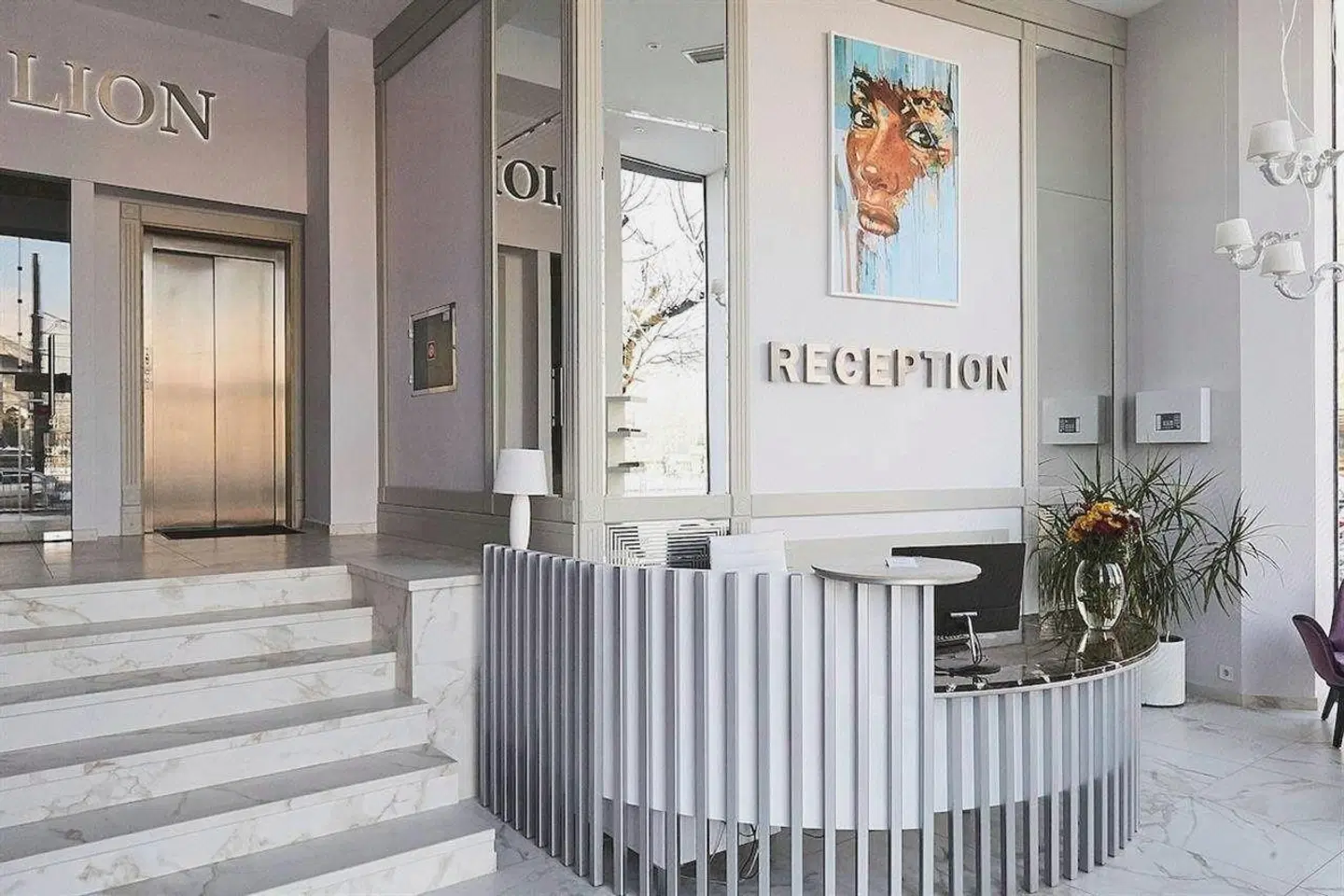 Lion LOUNGE_LOBBY