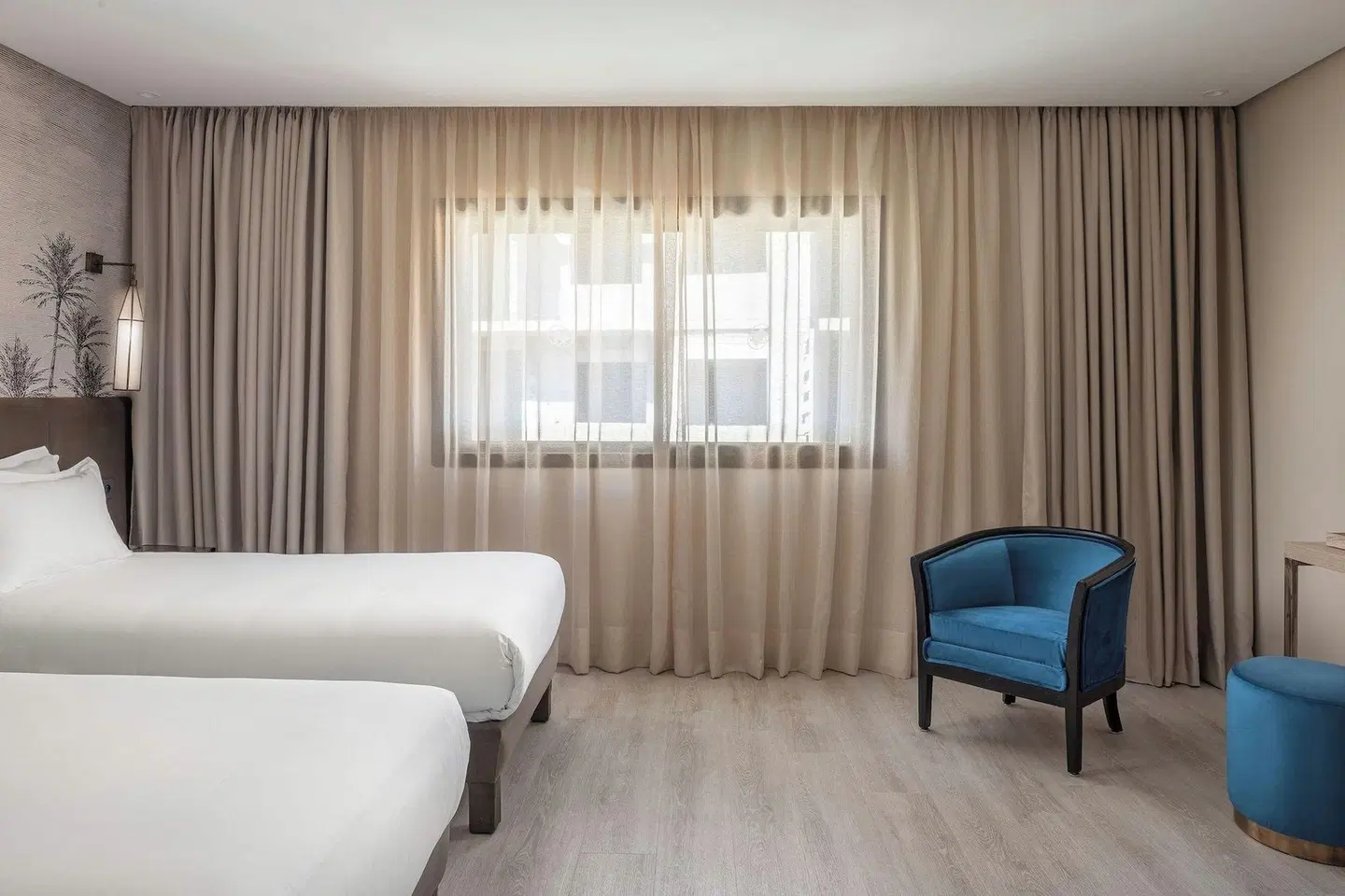 Grand Plaza Hotel ROOM_EXAMPLE