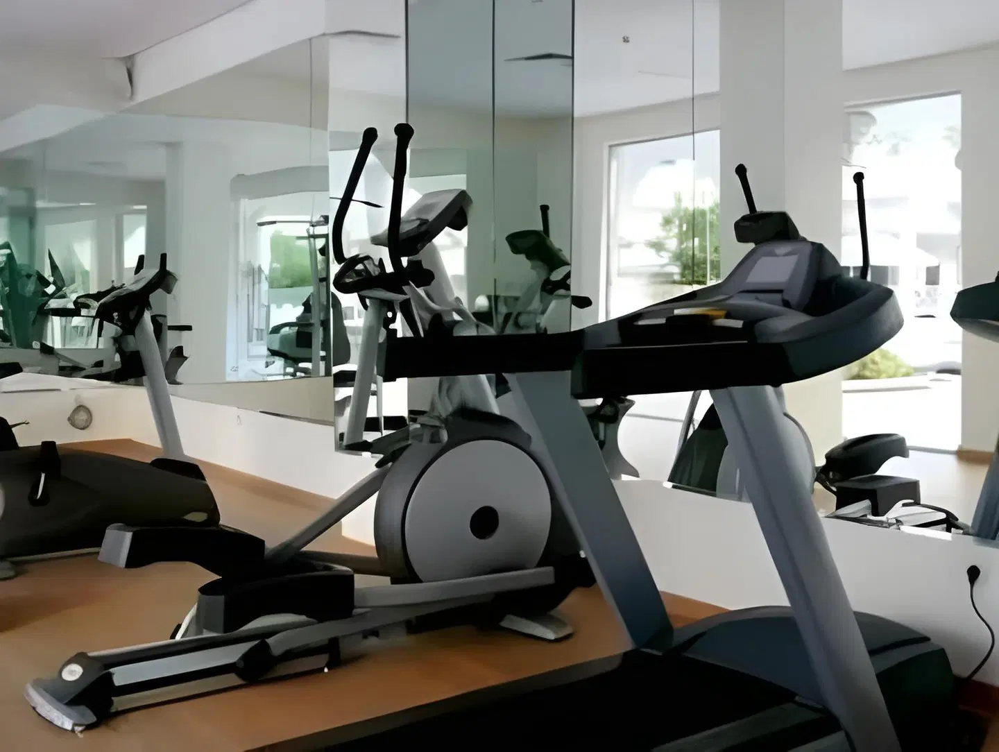 Grand Plaza Hotel SPORTS_AND_LEISURE