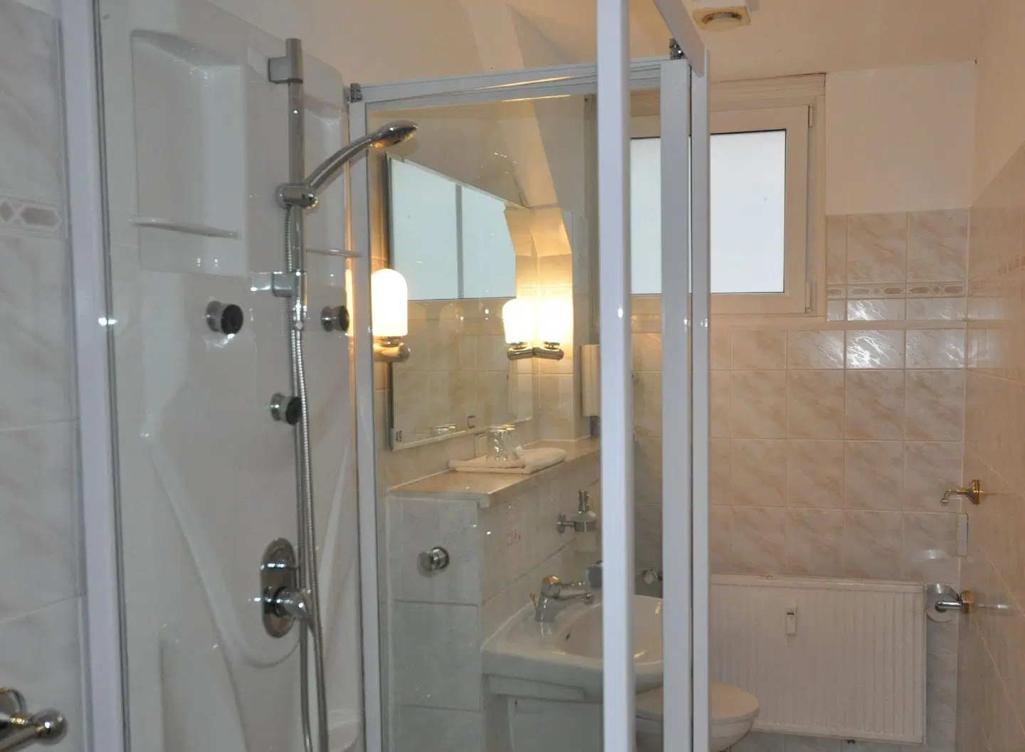 Parkhotel Schwedt Badezimmer