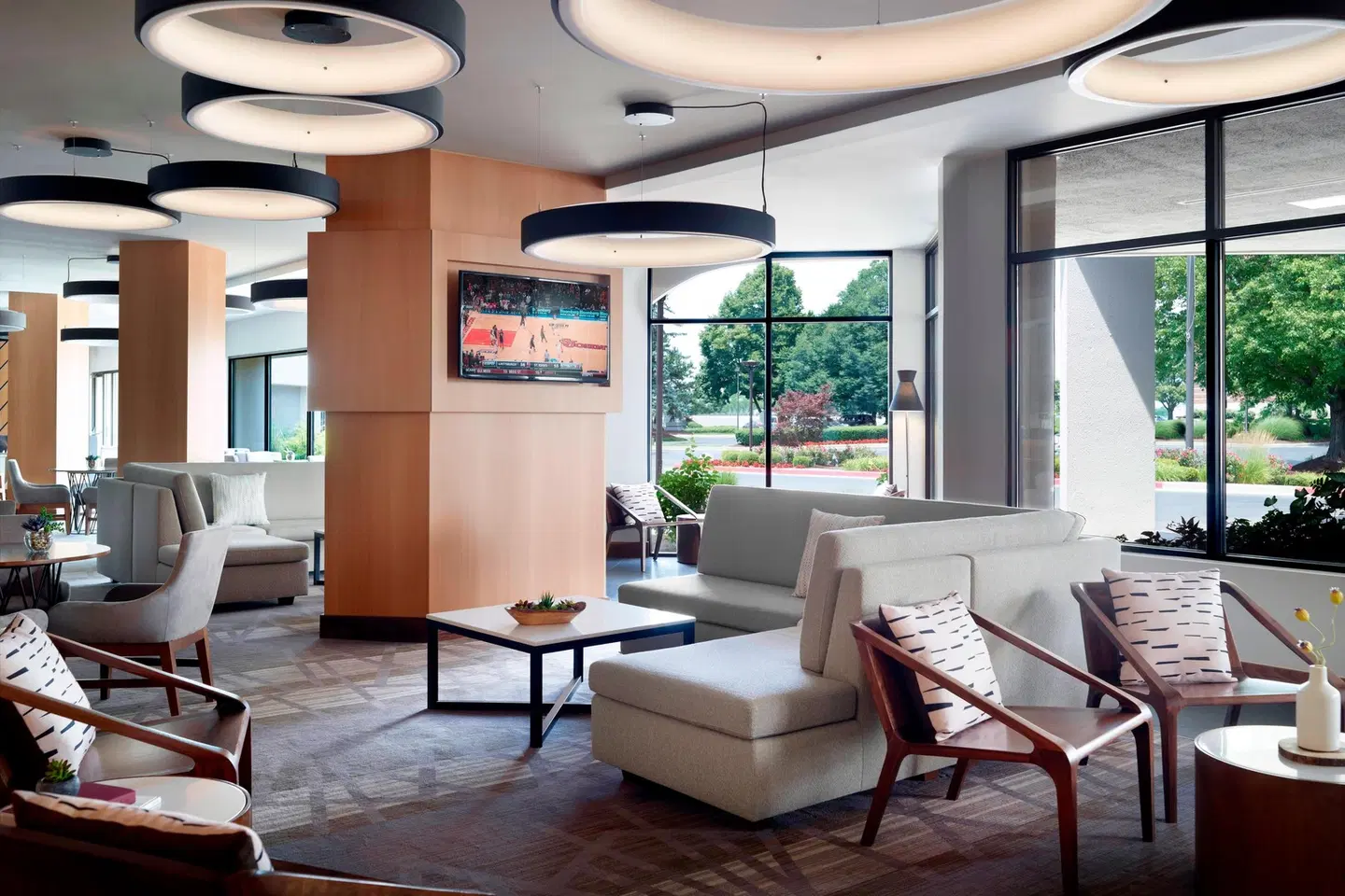 Marriott at the University of Dayton LOUNGE_LOBBY