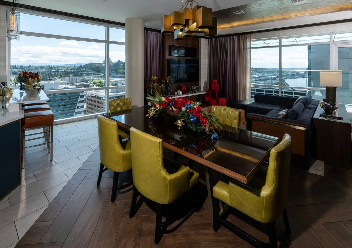 Embassy Suites by Hilton Seattle Downtown Pioneer Square Bar