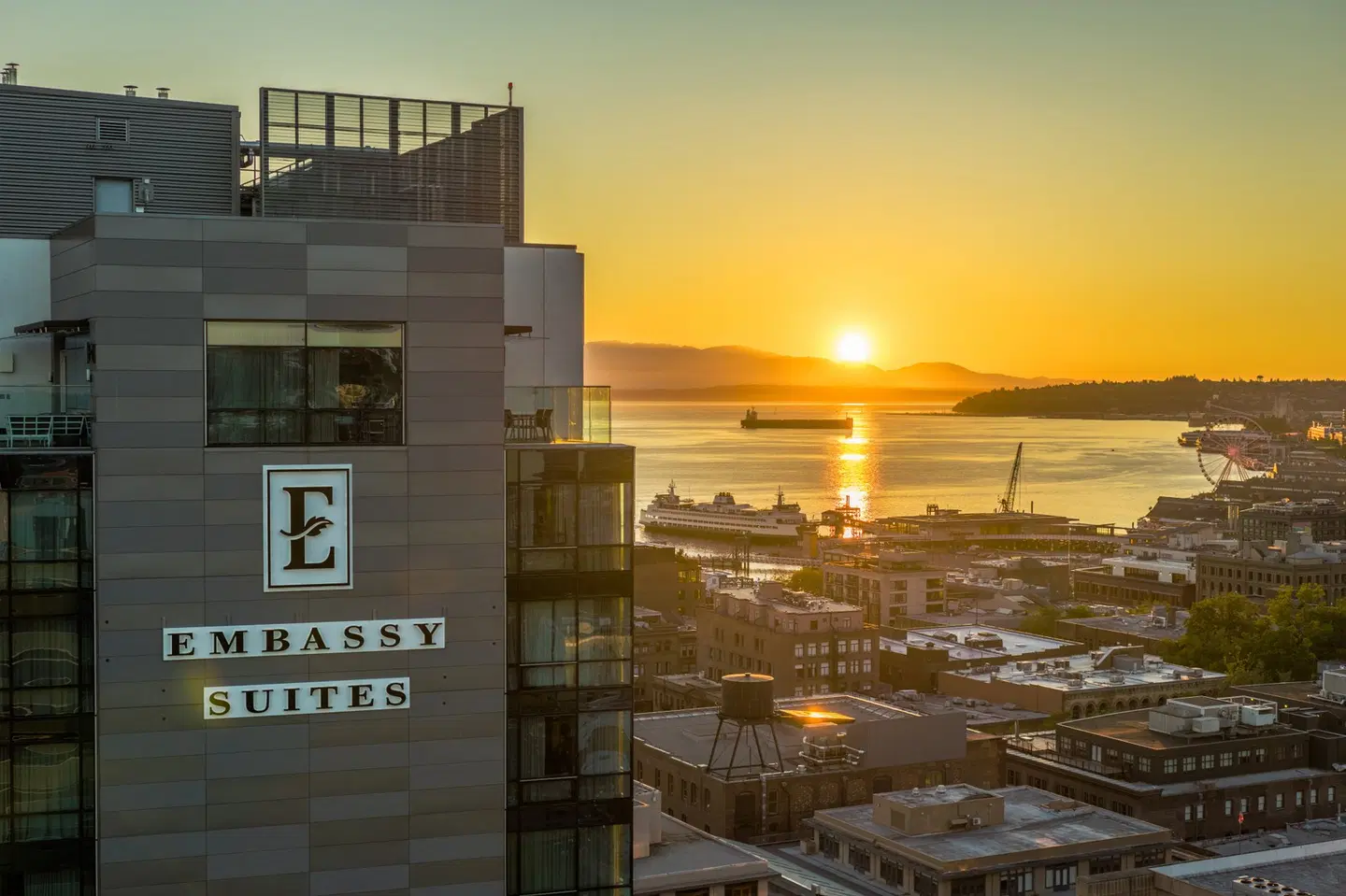 Embassy Suites by Hilton Seattle Downtown Pioneer Square Restaurant
