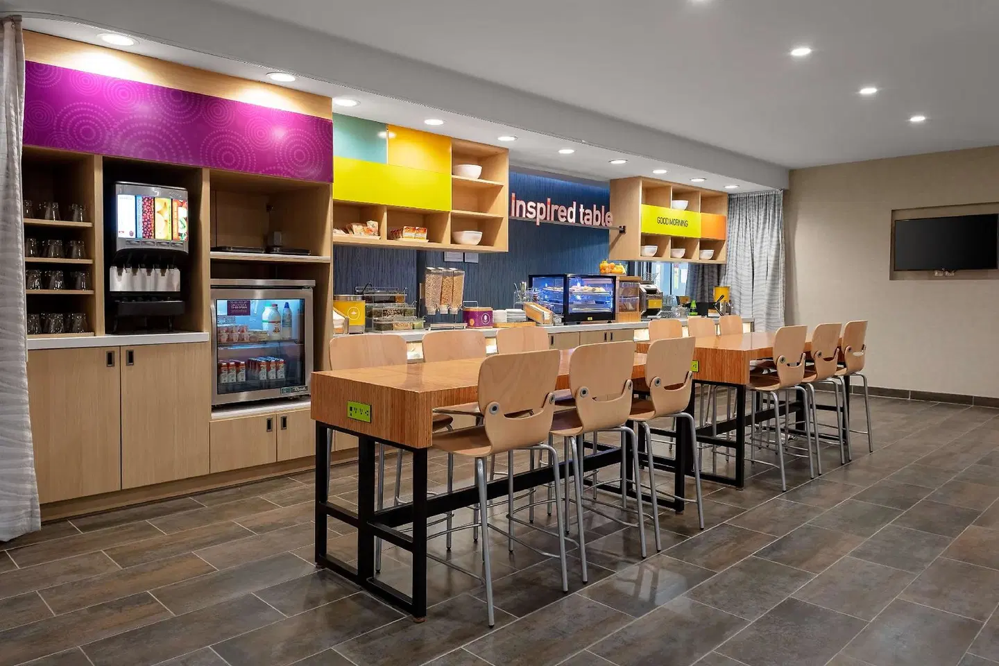 Home2 Suites by Hilton Valdosta Bar