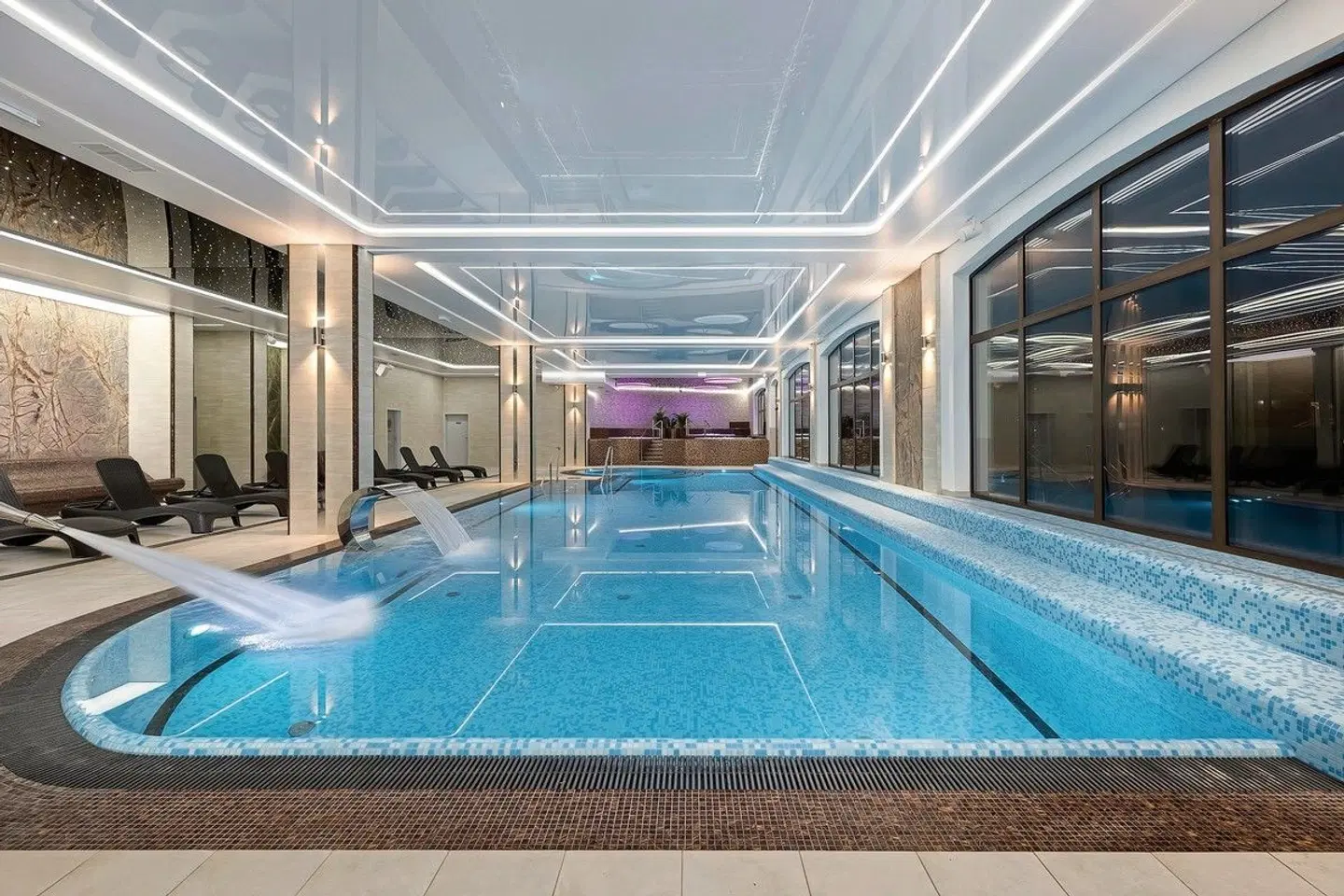 Hotel Juvena Wellness & Spa Hallenbad
