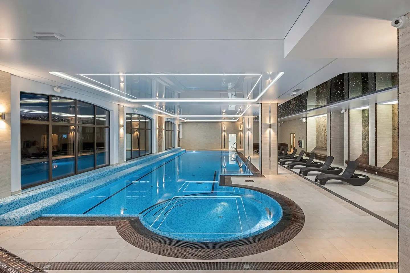 Hotel Juvena Wellness & Spa Hallenbad