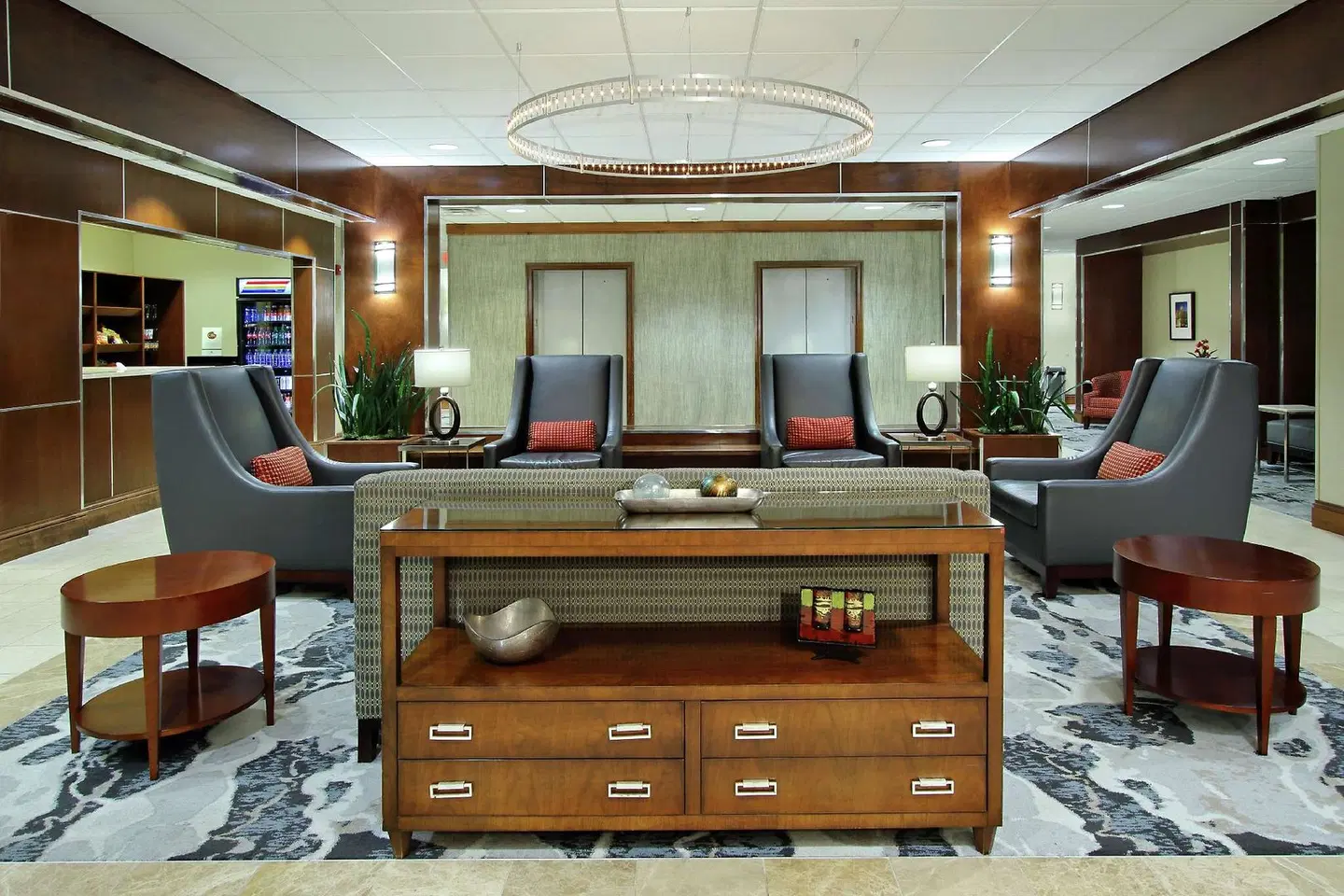DoubleTree by Hilton Hotel Newark Ohio LOUNGE_LOBBY