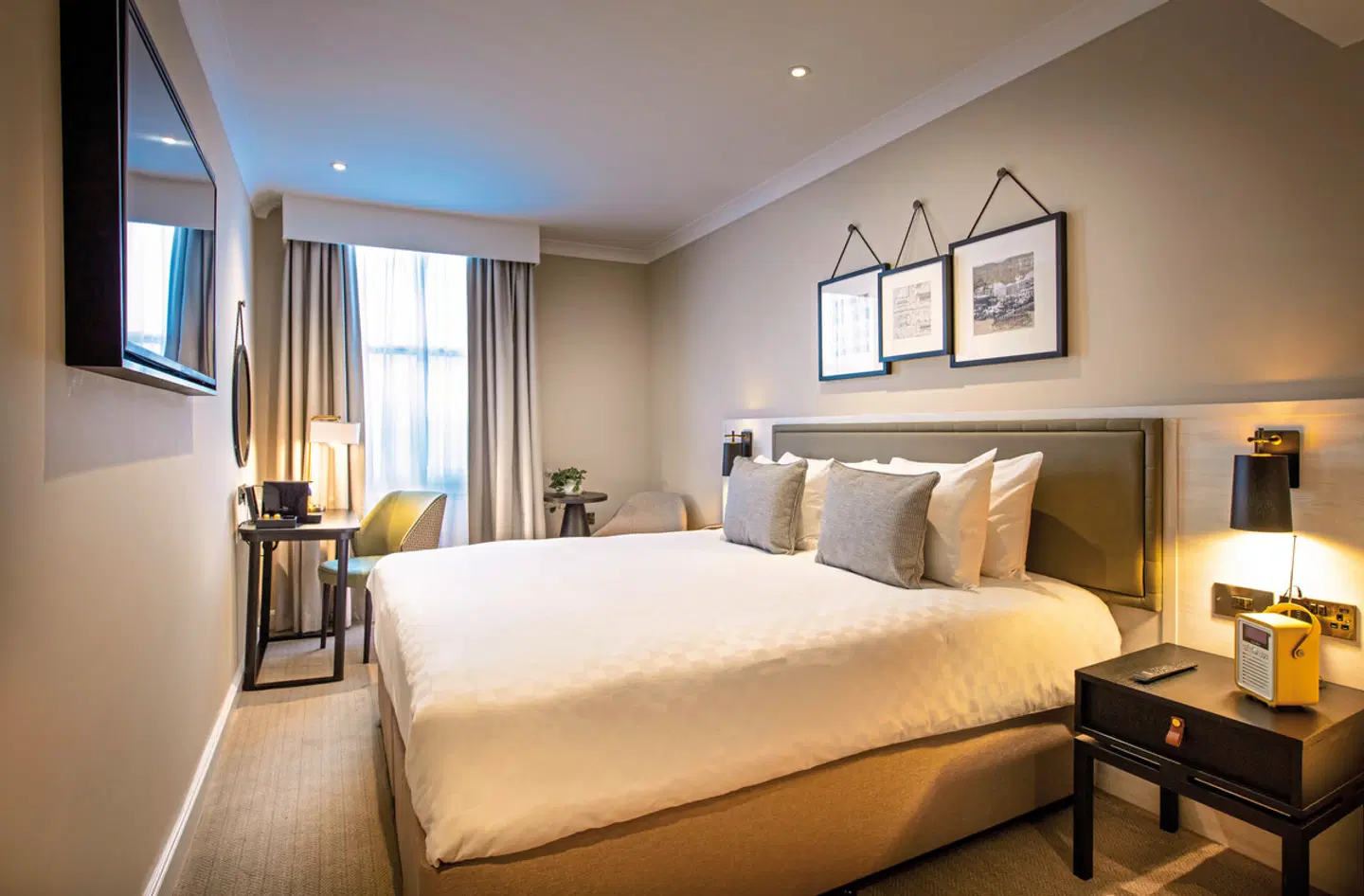 The Clermont London, Victoria ROOM_EXAMPLE