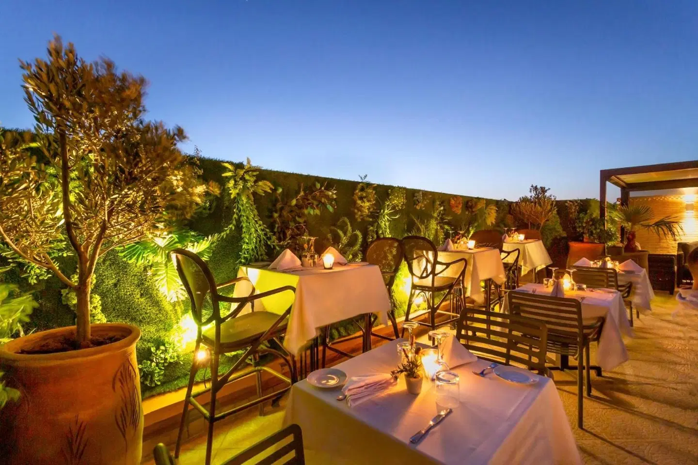Le Caspien Terrasse
