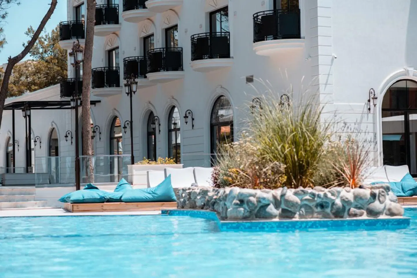Diamma Resort OUTDOOR_POOL