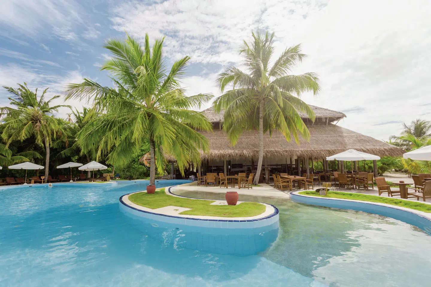 Filitheyo Island Resort OUTDOOR_POOL