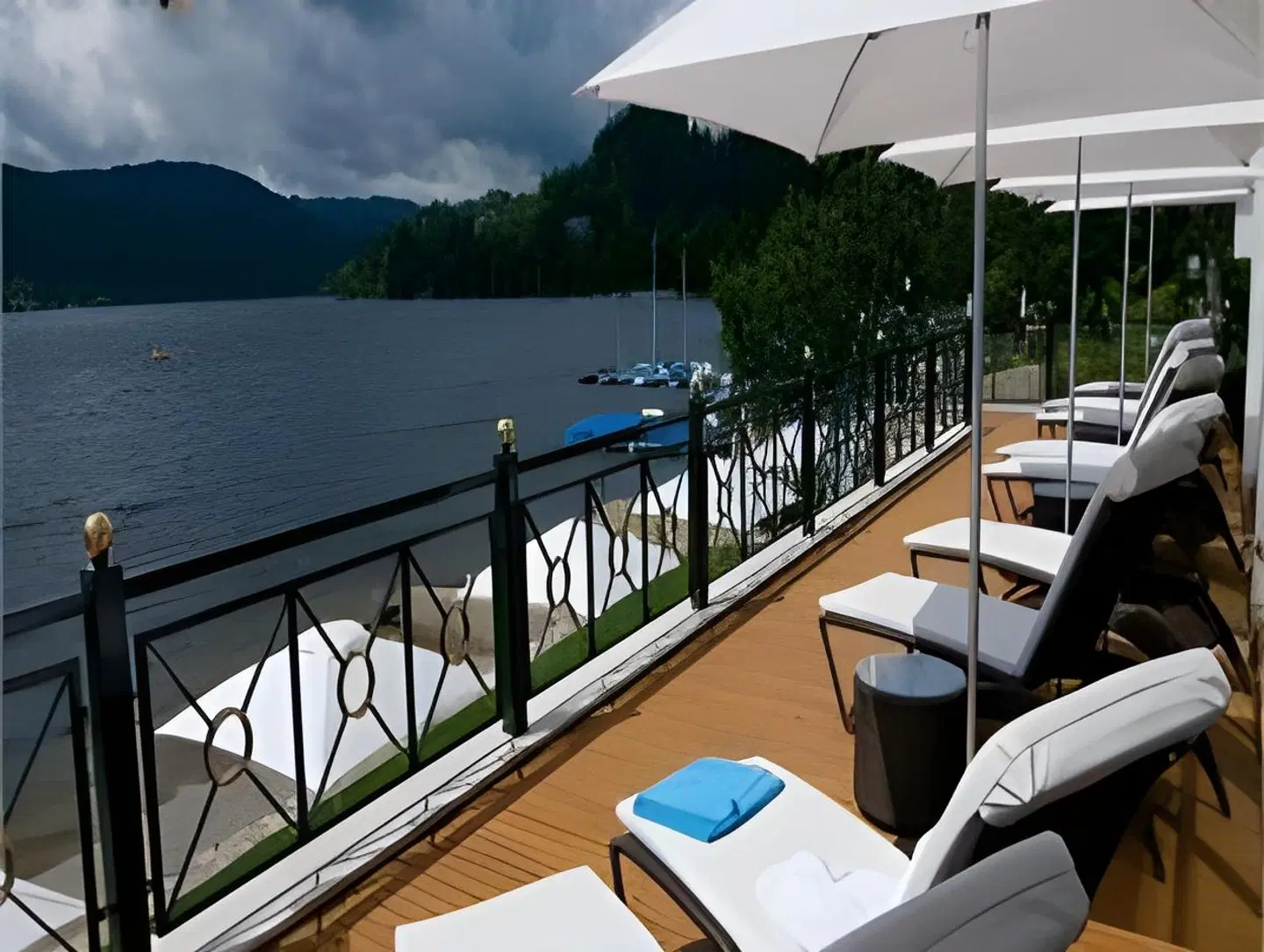 Treschers Schwarzwaldhotel am See TERRACE