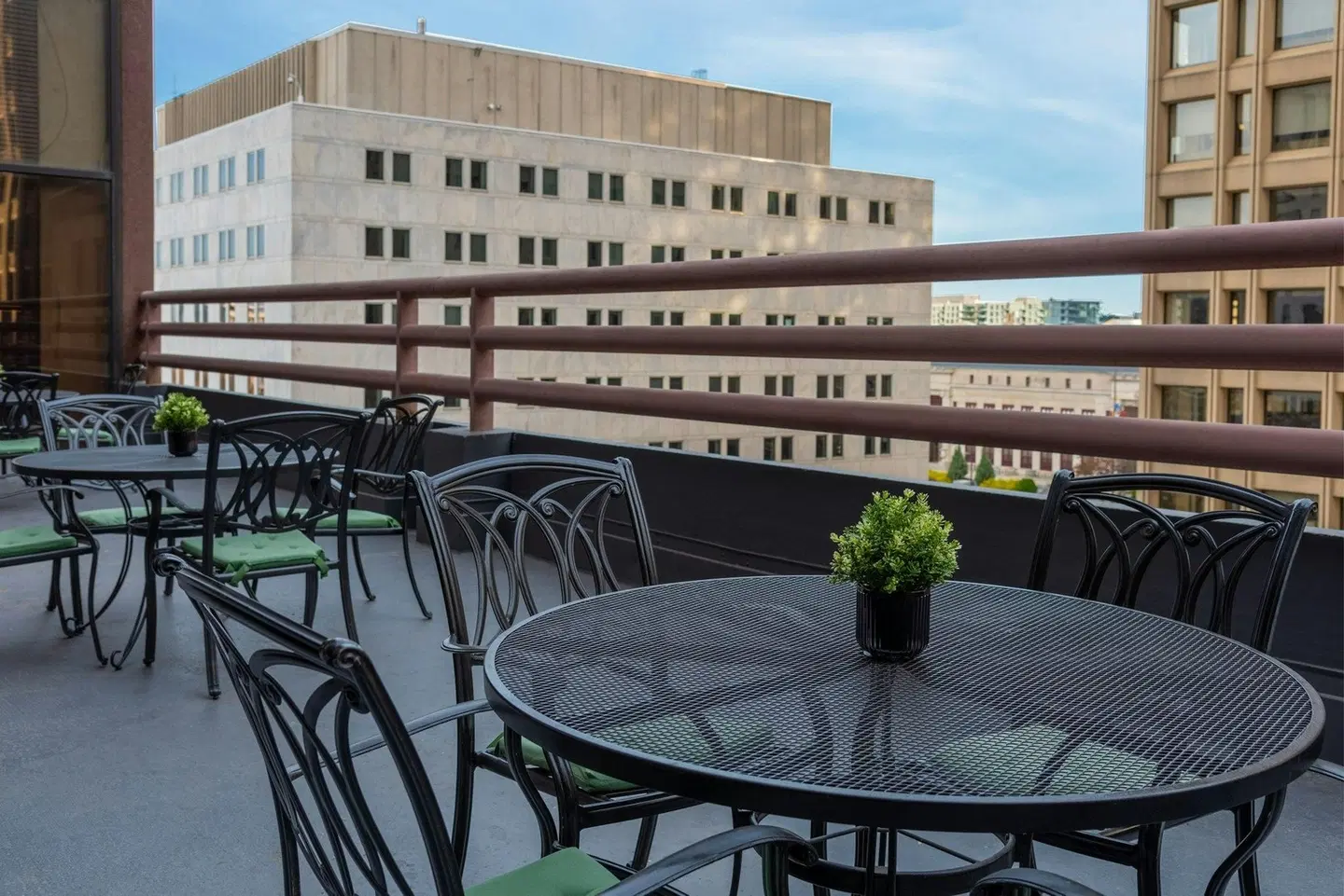 The Capital Suites Hotel Terrasse