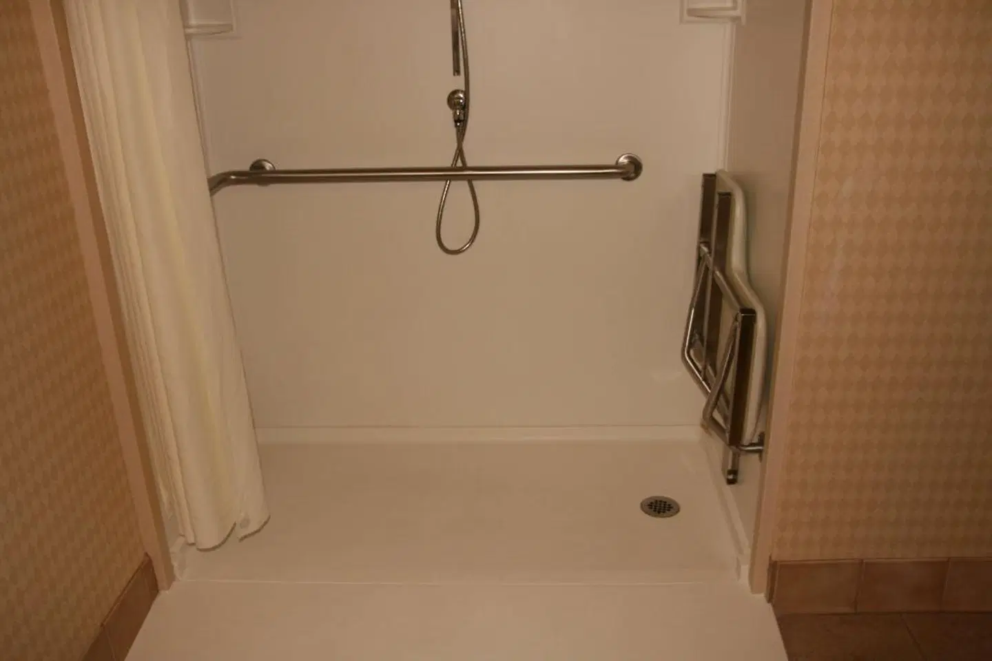 Hampton Inn & Suites Columbus-Downtown, Ohio Badezimmer