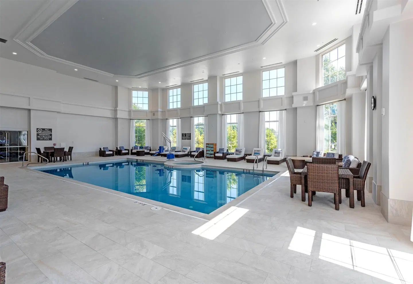 Hilton Columbus at Easton Hallenbad