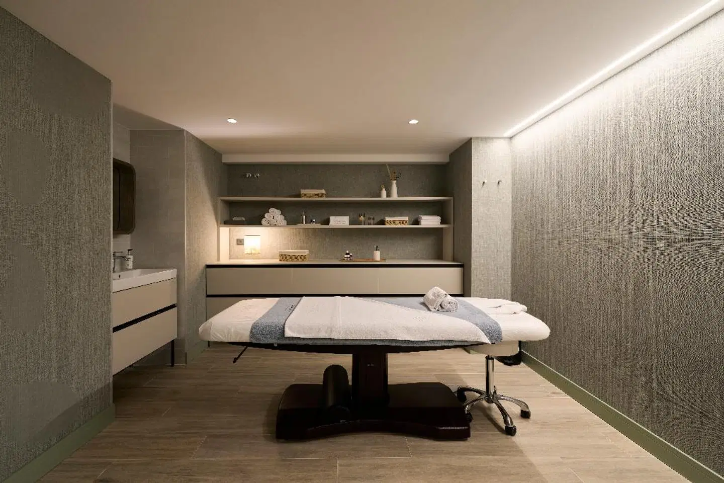 Catalonia La Maquinista HEALTH_BEAUTY