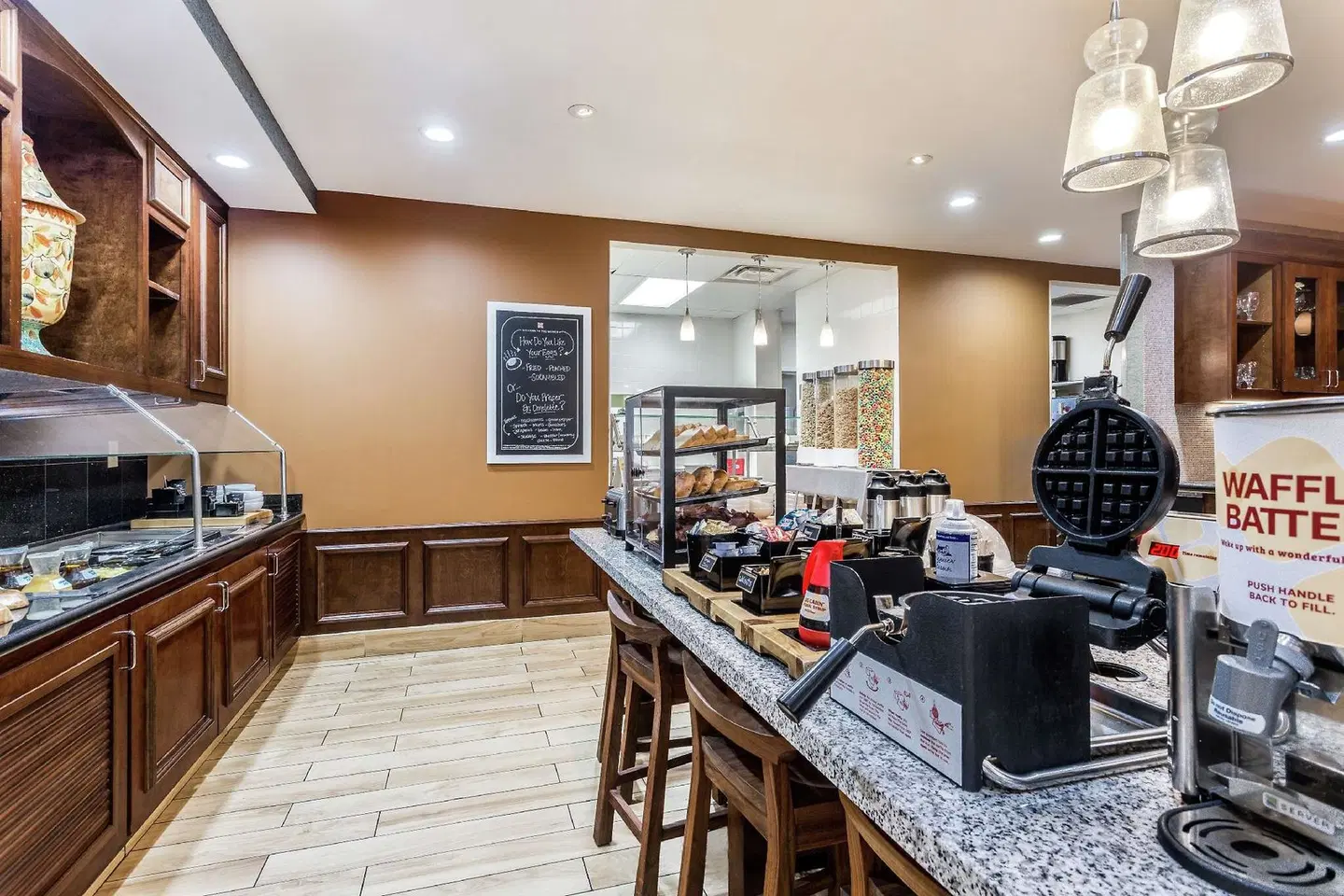 Hilton Garden Inn Gainesville Bar