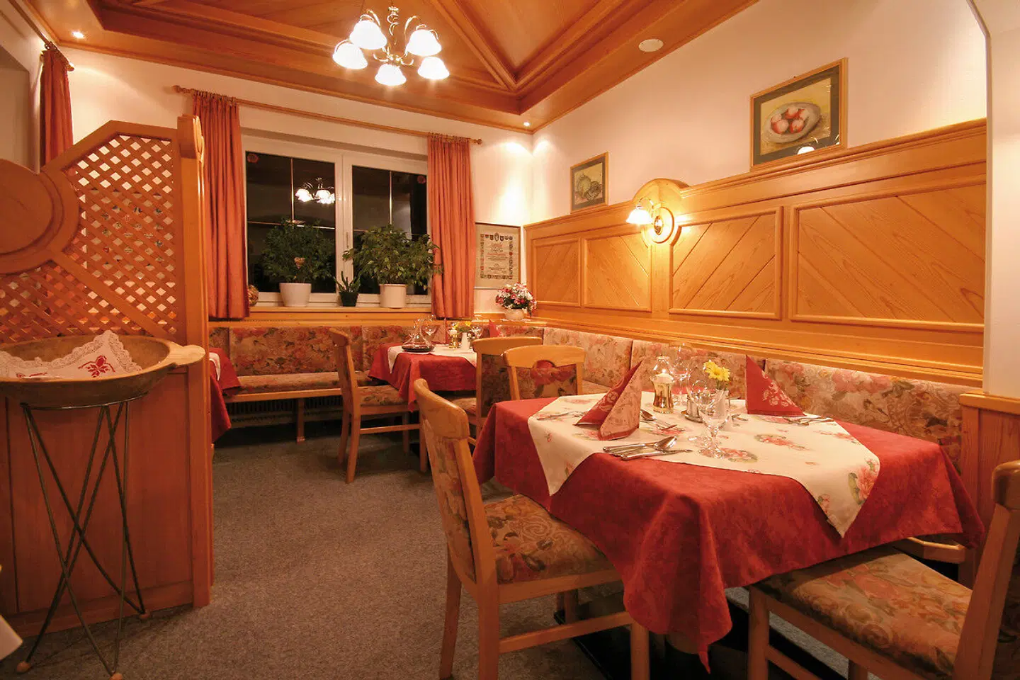 Alpenrose Restaurant