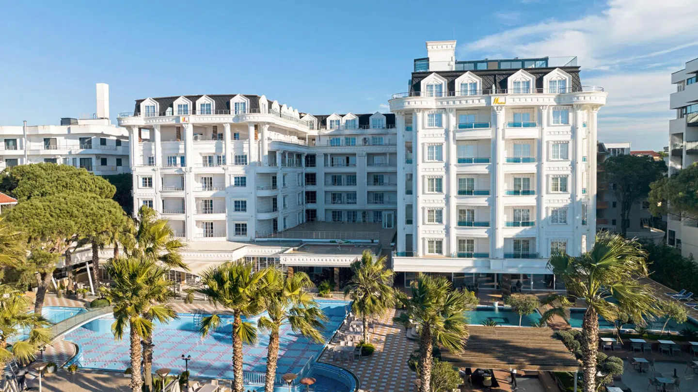 Fafa Premium Hotel EXTERIOR