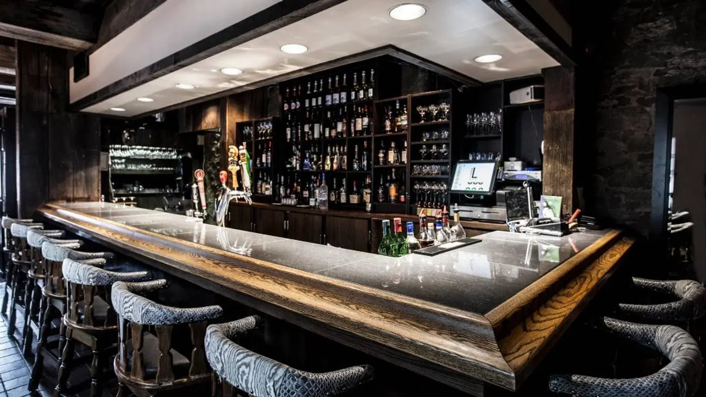 Old Stone Inn Boutique Hotel Bar