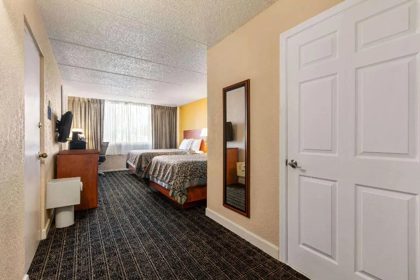 Days Inn by Wyndham Miami International Airport ROOM_EXAMPLE