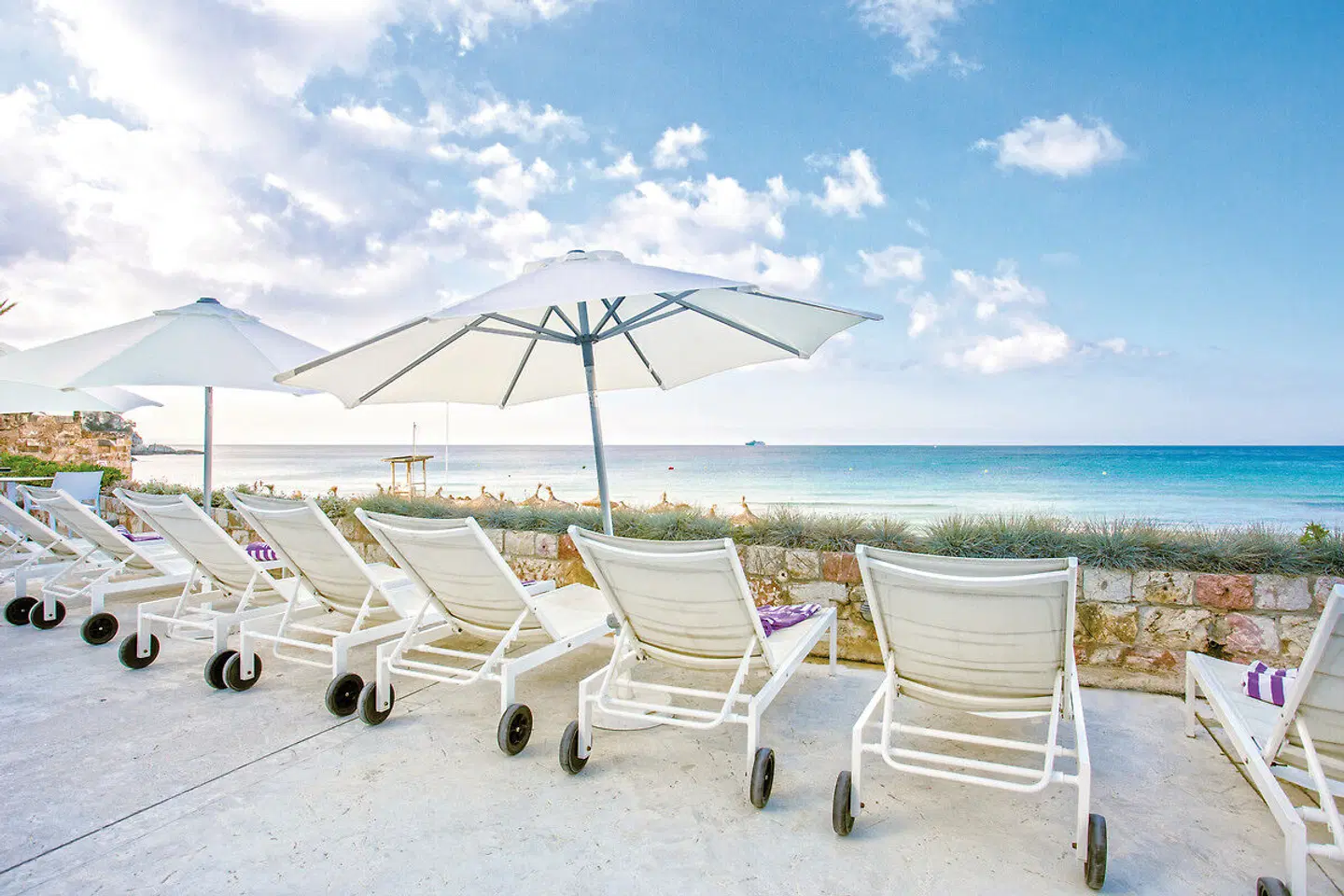 Be Live Adults Only Marivent Strand