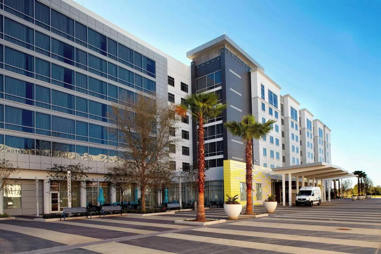 Courtyard by Marriott Orlando Lake Nona EXTERIOR