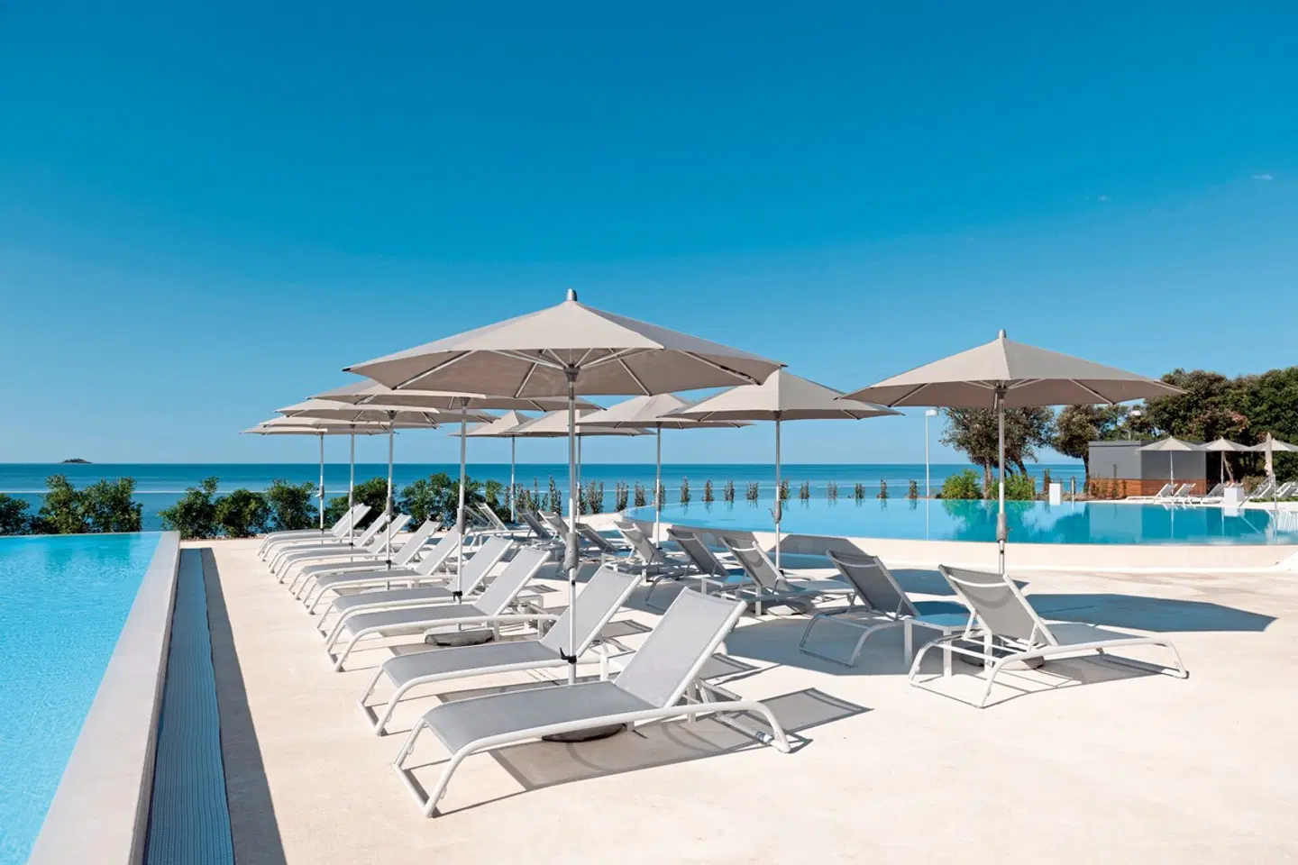 Resort Amarin Rooms BEACH