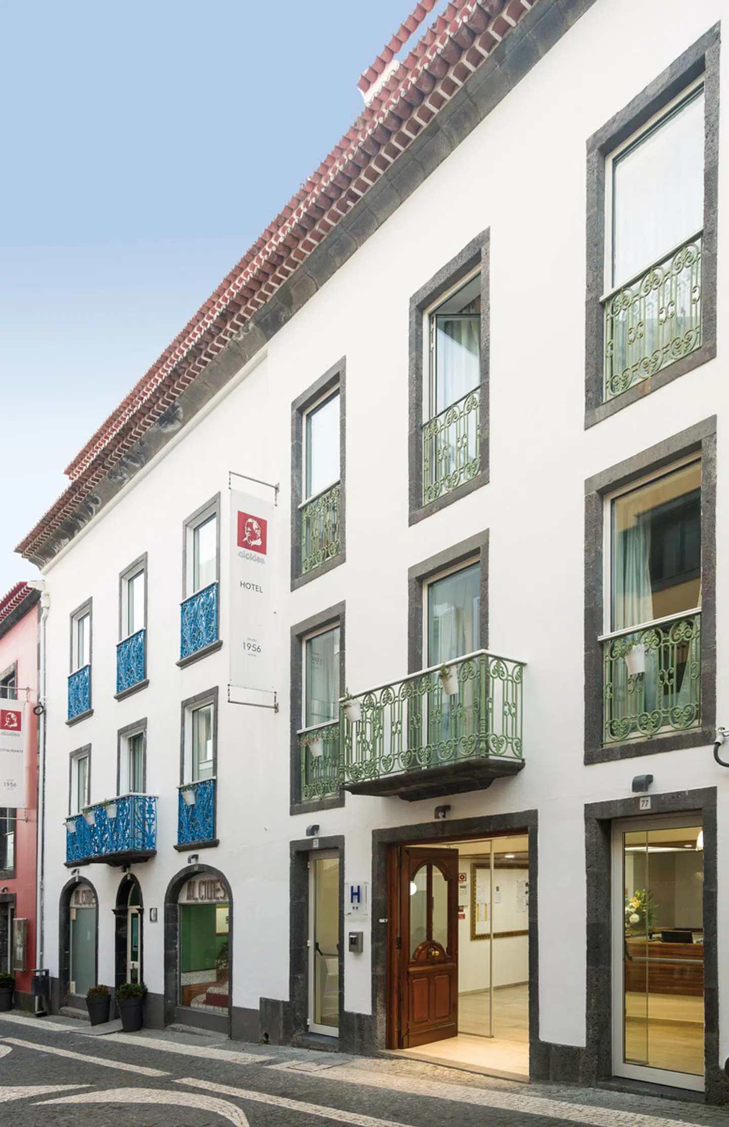 Alcides EXTERIOR