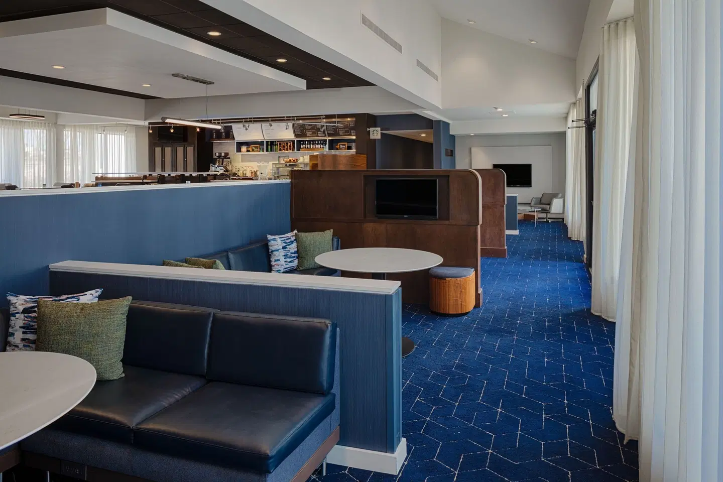 Courtyard by Marriott Dayton South/Mall Bar