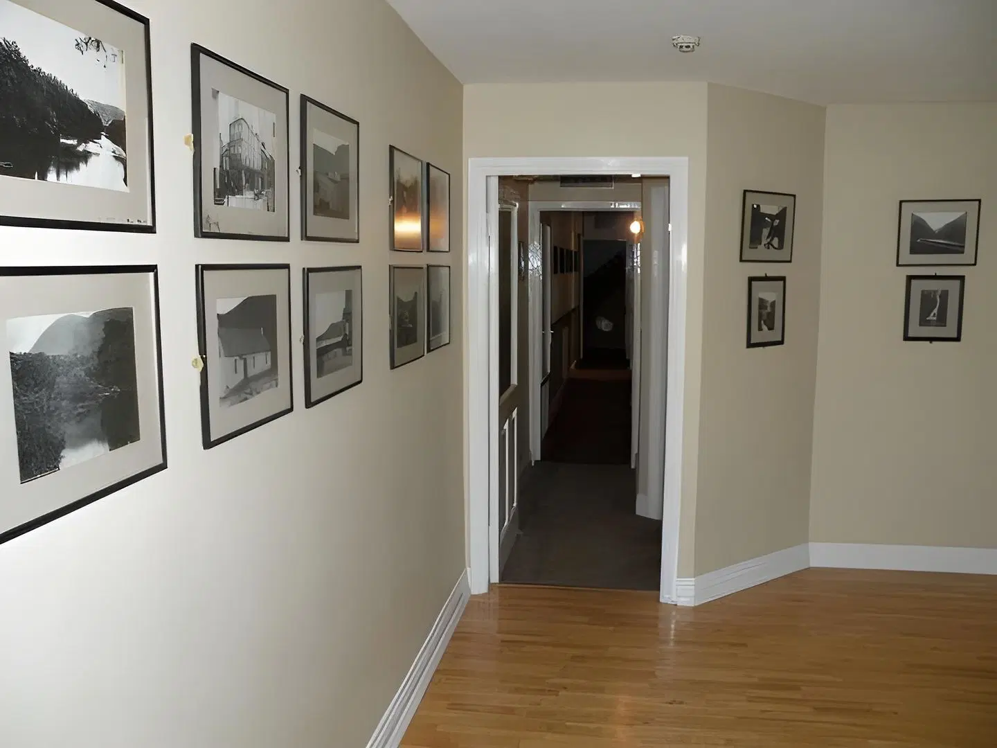 HarmonyInn - Glena House ROOM_EXAMPLE