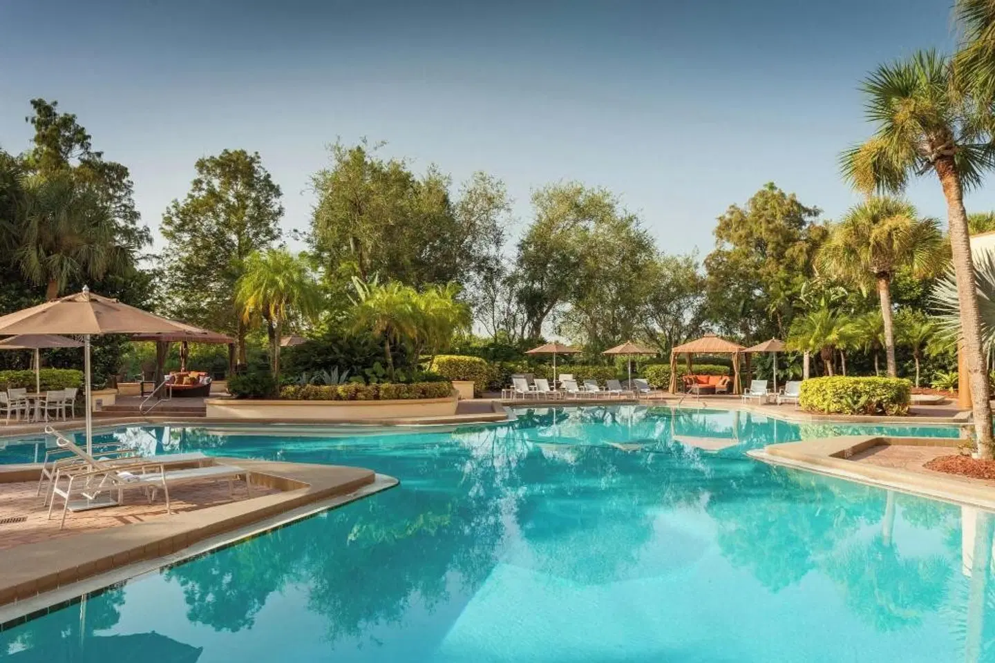 Marriott Orlando Airport Lakeside OUTDOOR_POOL
