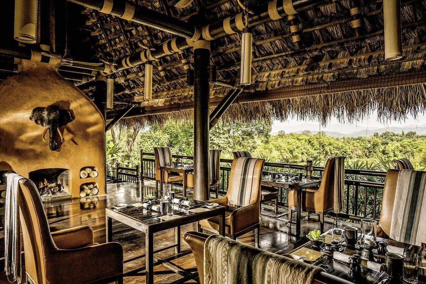 Four Seasons Tented Camp Golden Triangle Bar
