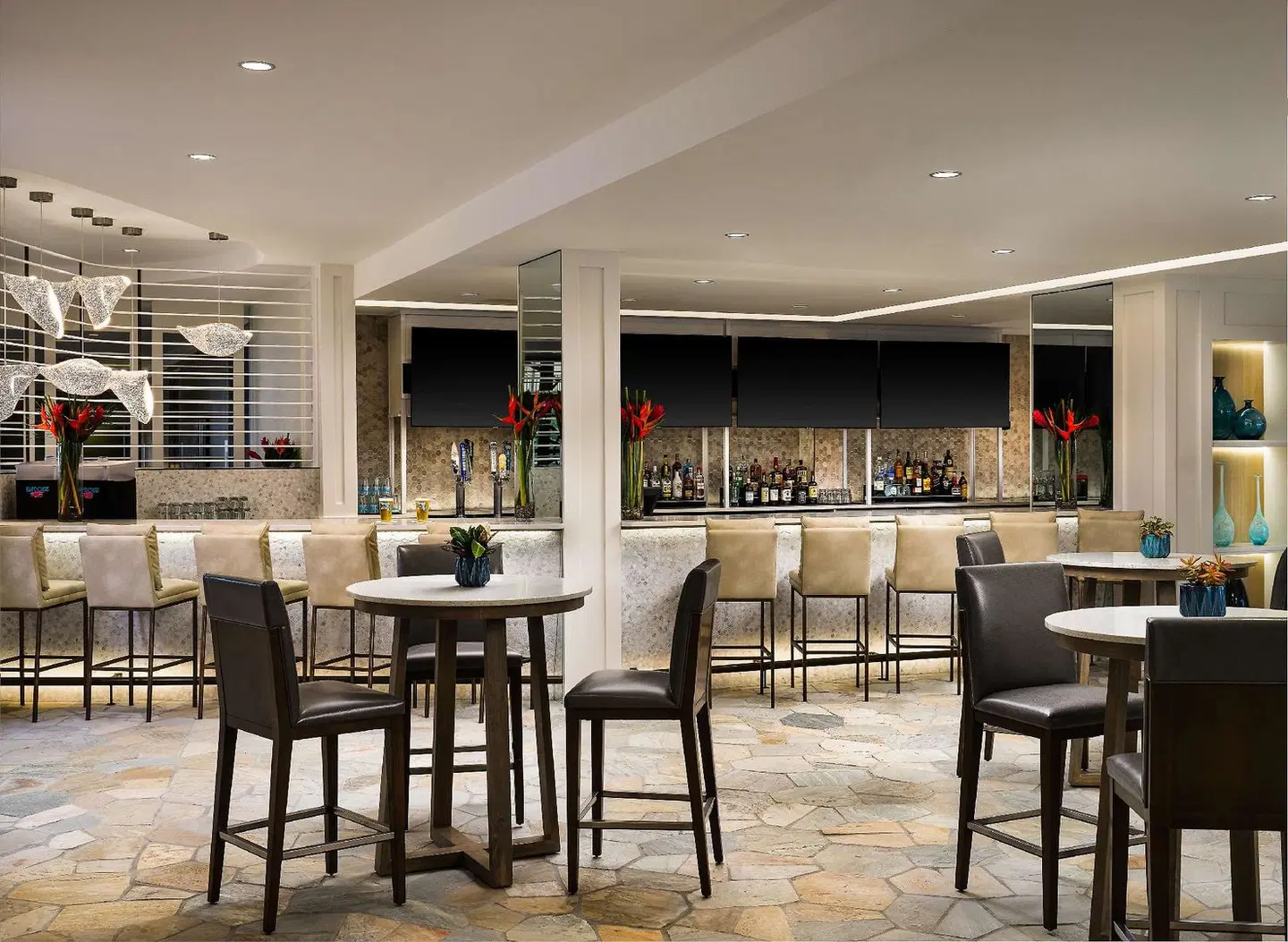 Hilton Garden Inn Cocoa Beach Oceanfront Bar