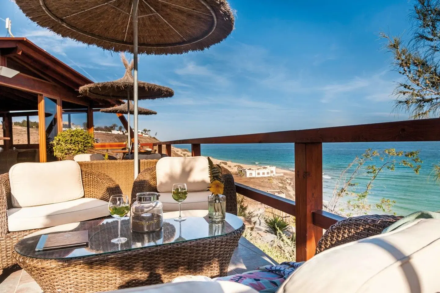 Marina Playa Suites Terrasse