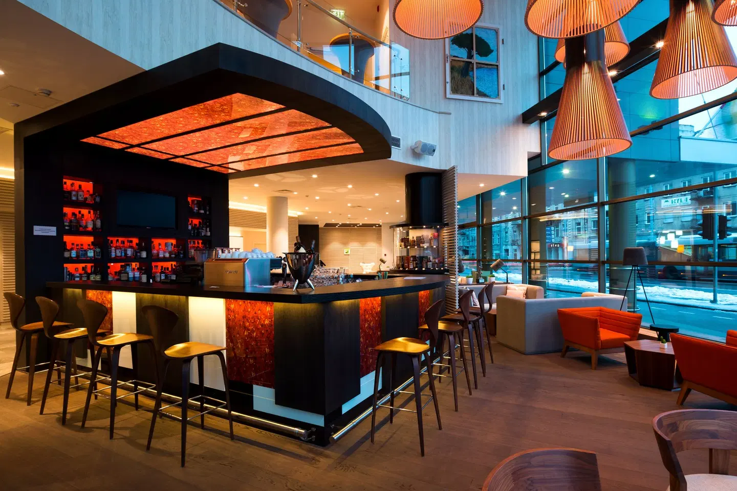 Holiday Inn Vilnius Bar