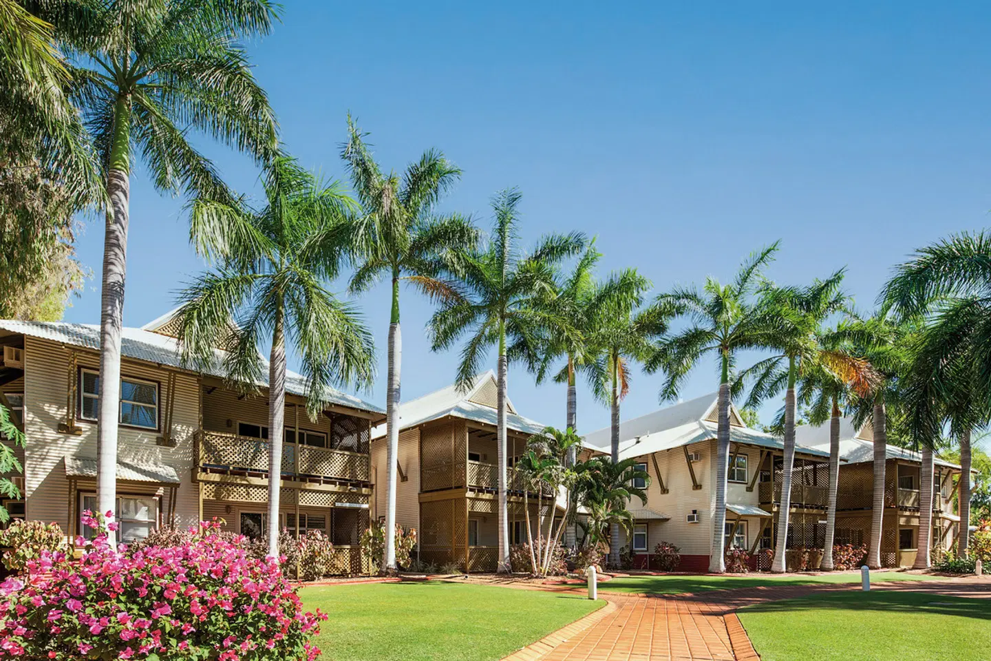 Seashells Broome EXTERIOR