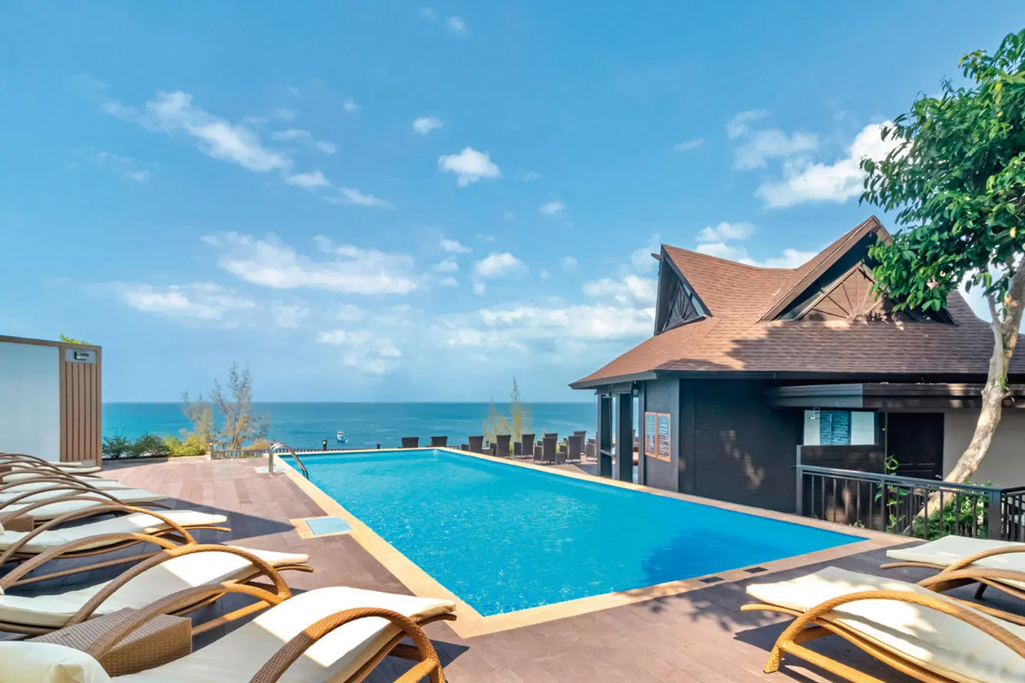 Phi Phi Holiday Resort OUTDOOR_POOL