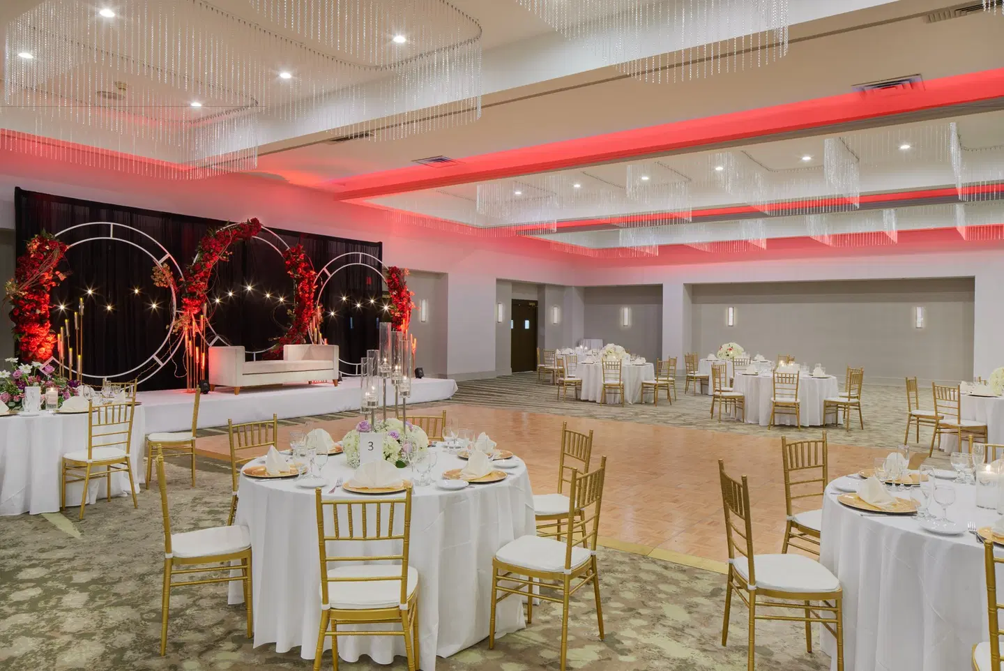 Hilton Hasbrouck Heights / Meadowlands Restaurant