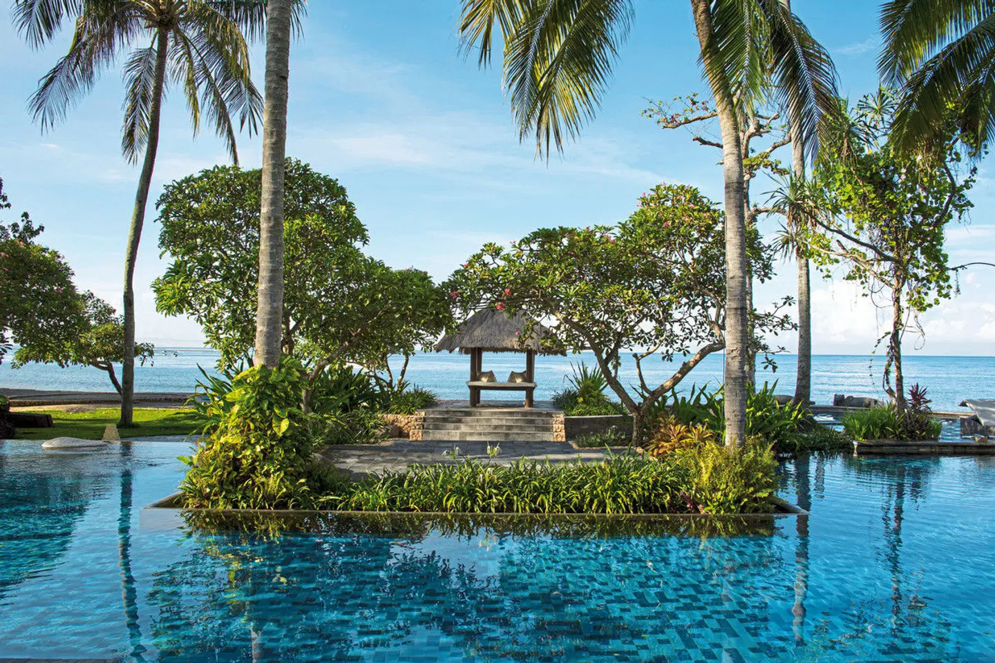 Sheraton Senggigi Beach Resort Garten
