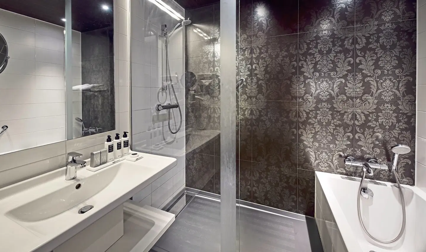 WestCord Fashion Hotel Amsterdam Badezimmer