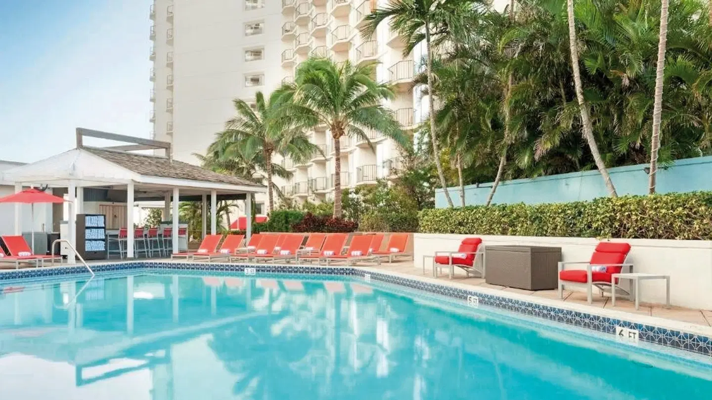 Miami Marriott Biscayne Bay OUTDOOR_POOL